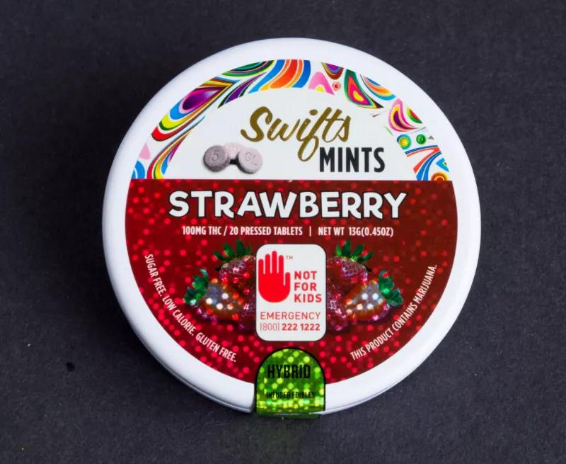 Strawberry Mints de Swifts Edibles: Dan lo que prometen, caramelos de fresa con 5 mg. de THC por cata.