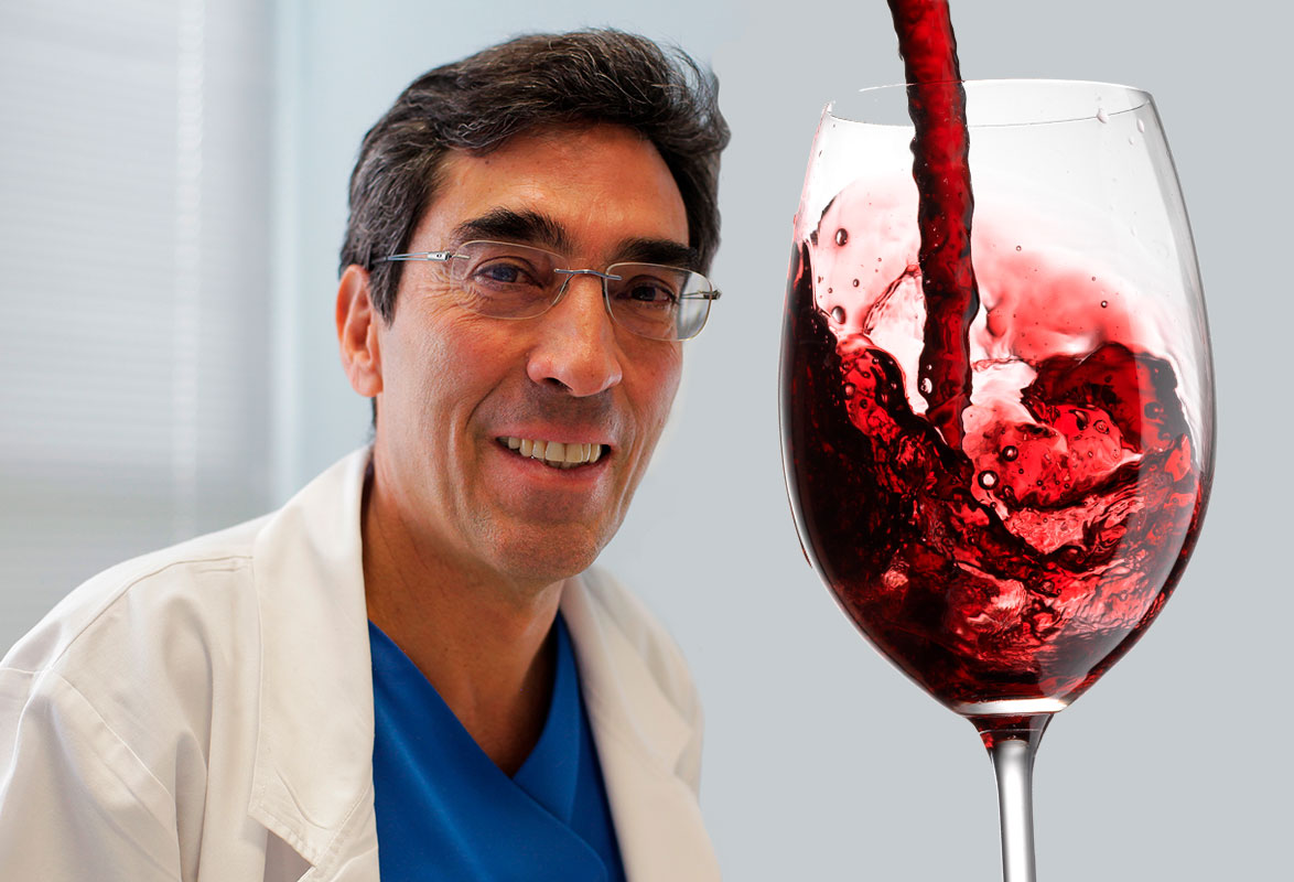 El presidente de los cardiólogos respalda el vino en la comida, en contra de la evidencia científica