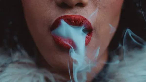 Estudio vincula cannabis con menor riesgo de cáncer oral