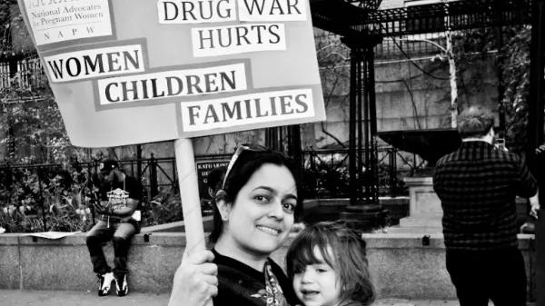 ONU documenta impactos de políticas punitivas sobre mujeres y niñas