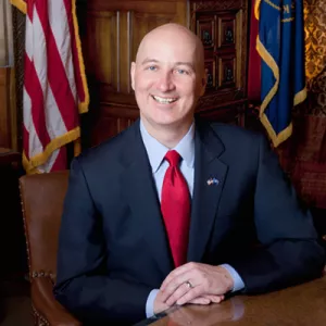 Pete Ricketts, gobernador de Nebraska.