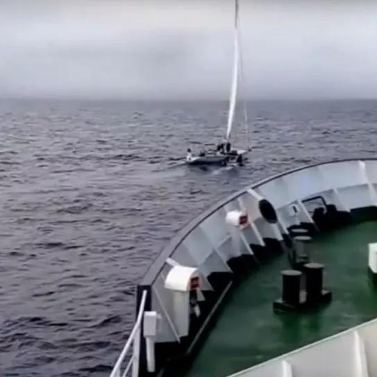 Velero interceptado 