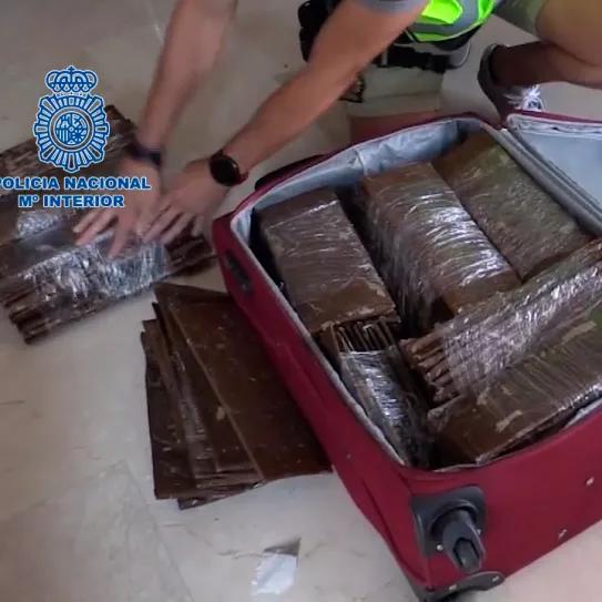 Desmantelan dos laboratorios de procesamiento de cocaína en España