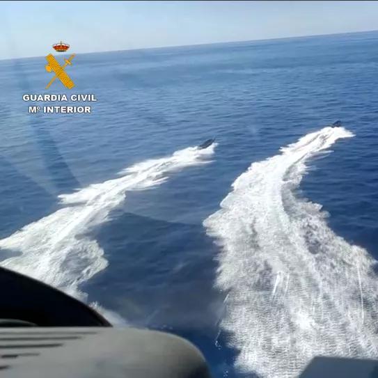 Una temeraria persecución en el Estrecho acaba con la incautación de 3,5 toneladas de hachís