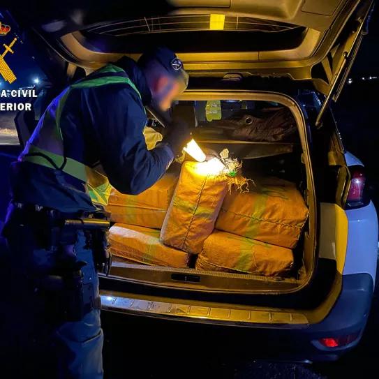 Detienen a un hombre que conducía con media tonelada de hachís en Extremadura