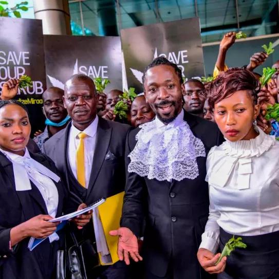 El cannabis y otras drogas son ahora legales en Uganda por sentencia del Constitucional 