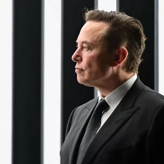 Una organización ligada a Elon Musk financia la prohibición del cannabis en Florida