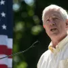 Congresista republicano dice que la muerte de un “marihuanero” George Floyd no merece estas protestas