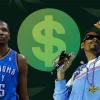 Snoop Dogg y Kevin Durant invierten 35 millones en empresa de marihuana