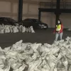Detienen a un ertzaina en una operación de tráfico con cocaína impregnada en carbón