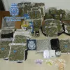 La policía detiene a cuatro personas que enviaban marihuana por correo oculta en cojines