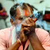 Fumar marihuana en los templos de Shiva podría quedar prohibido en Odisha, India 