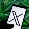 X (Twitter) planea ampliar los anuncios de cannabis 