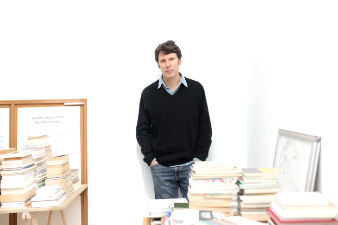 「薬物は昔からそうでした。刺激を得るため、痛みを和らげるため、そして快楽を得るため、そういう目的で摂取されてきたのです」とフィデル・モレノ氏は言う。