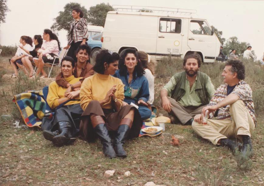 Remedios Amaya, Marta Amaya, Joaquina Amaya, Carmen Amaya, Diego Carrasco y Ricardo Pachón en la Romería de Fregenal, años 80