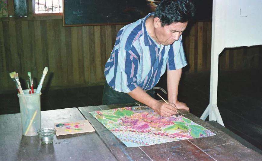 Pablo Amaringo, tras dejar el chamanismo, desarrolló una pintura en la que se reflejan las visiones de la ayahuasca