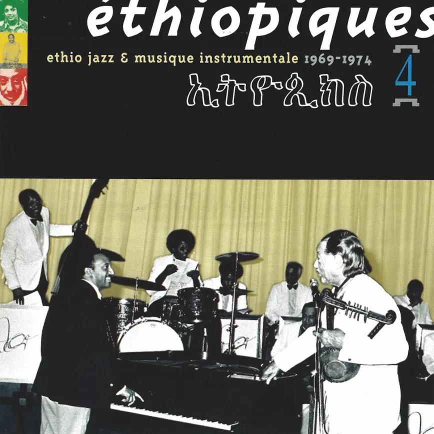Portada Éthiopiques 4