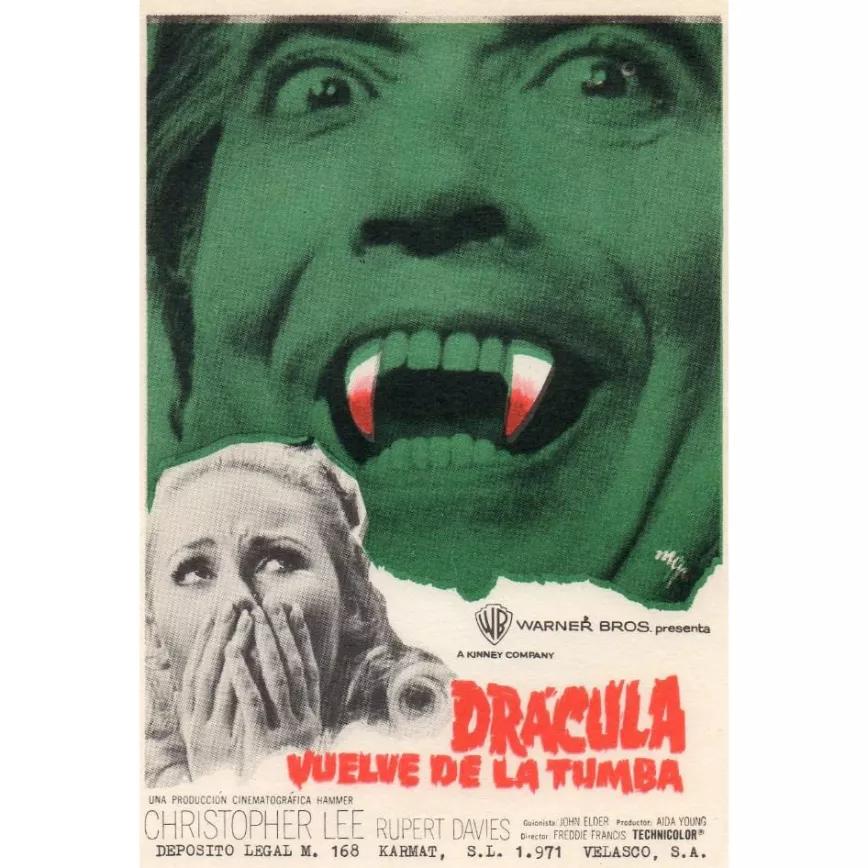 Dracula has risen from his grave (1968): El drácula de la productora Hammer, con Christopher Lee a la cabeza, siempre fue más pulp, pop y ridículo, pero es, sin duda, el mejor Drácula que hemos podido ver en pantalla. Hay que creen en un Drácula que sepa bailar. Un Drácula ye-ye.