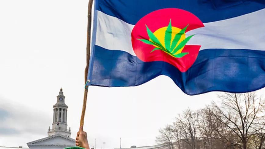 Colorado inicia el proceso de “perdón” para las personas con delitos menores relacionados con el cannabis
