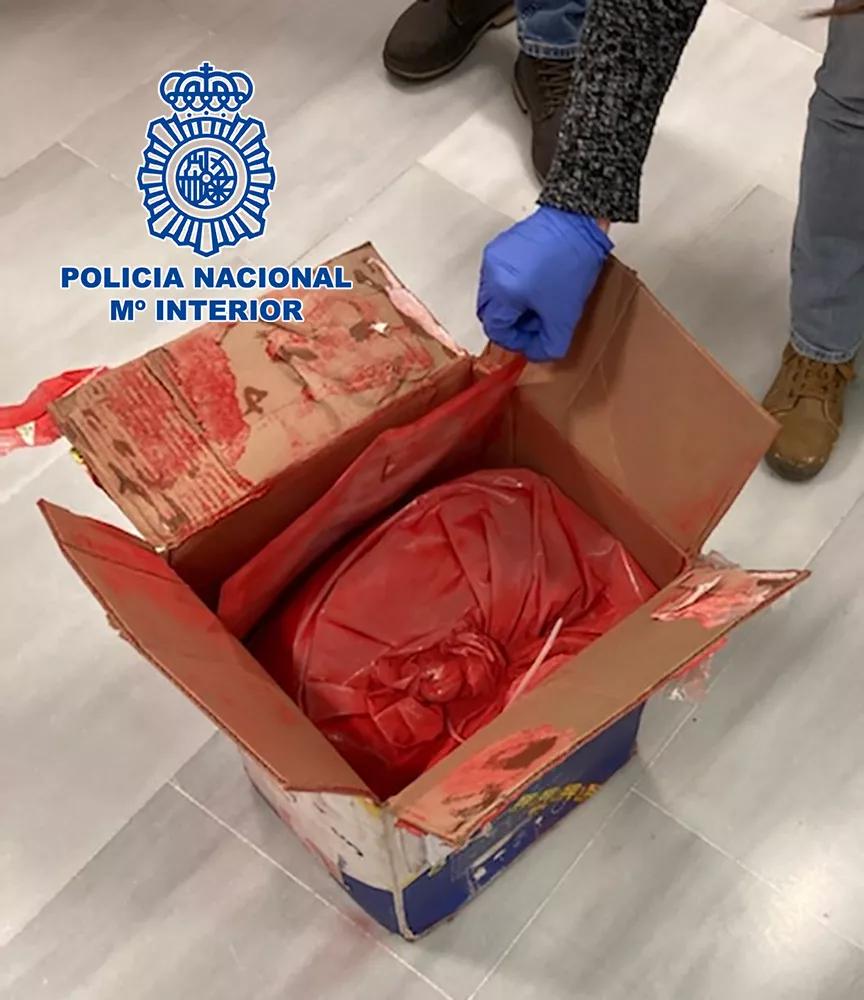 La Policía Nacional detiene a una organización que extraía cocaína de pintura impregnada 