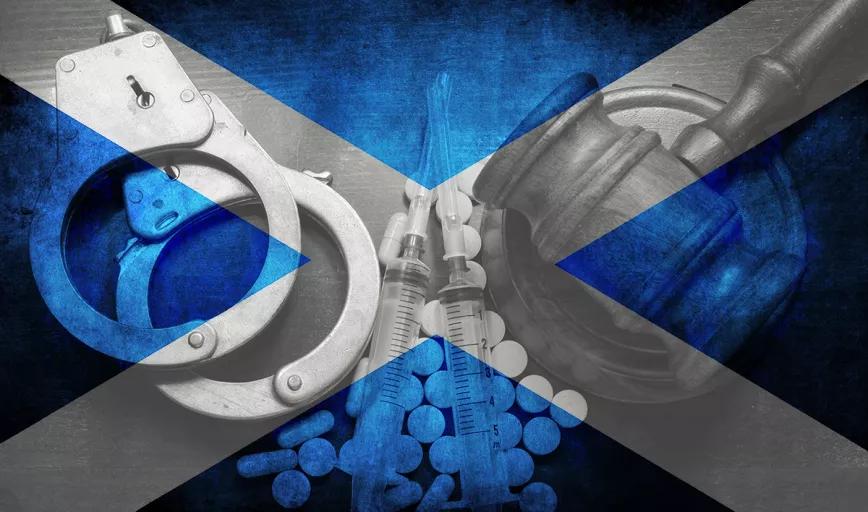Escocia aplica una casi despenalización de las drogas
