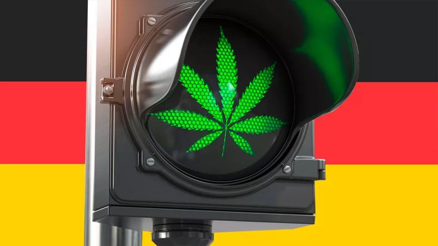 Alemania apunta a 2024 para iniciar la venta de marihuana 