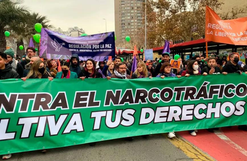 Santiago de Chile marcha por los derechos de quienes usan cannabis 