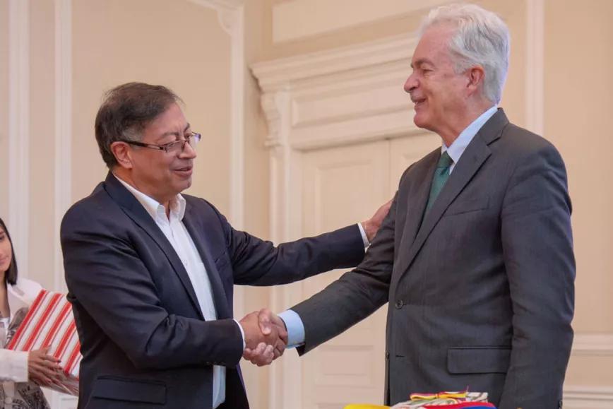 El presidente de Colombia se reúne con el director de la CIA 