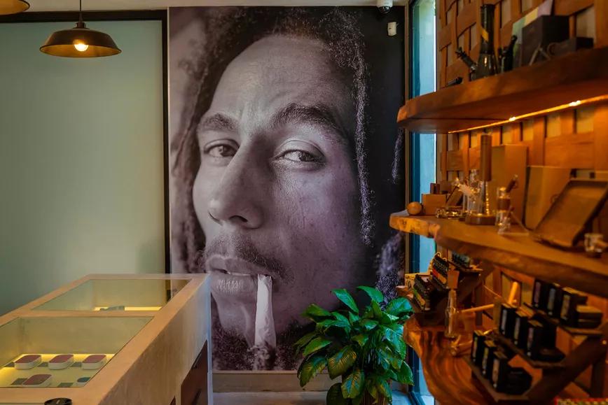 Convierten la casa de Bob Marley en un dispensario de marihuana
