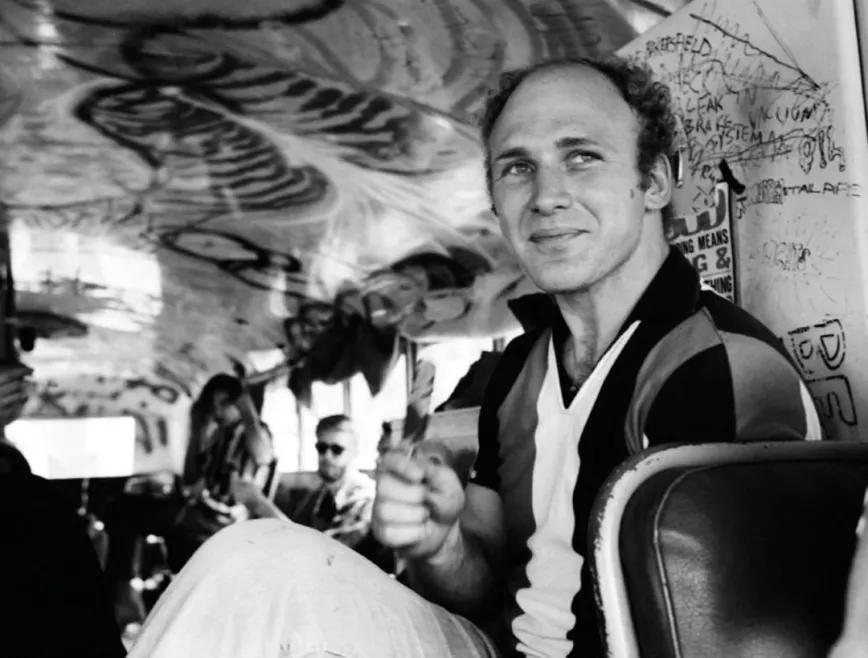 Ken Kesey en el famoso autobús lisérgico.