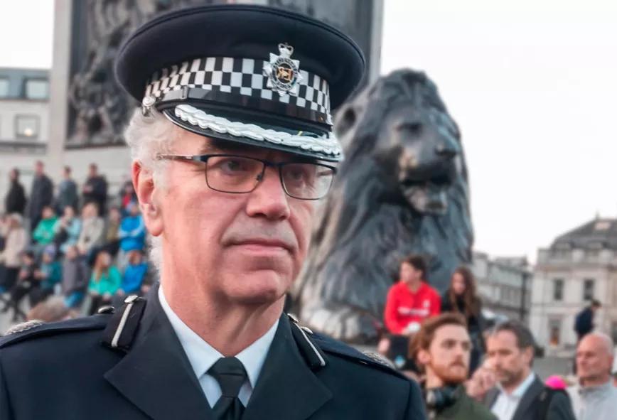 El policía que hizo la estrategia antidrogas de Londres tomaba cannabis antes del trabajo 