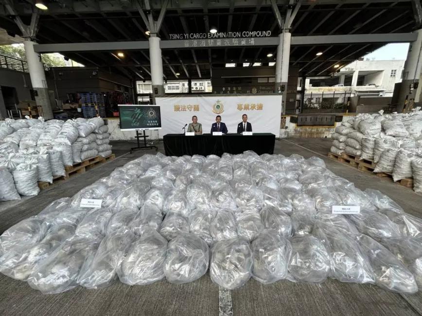 Hong Kong intercepta 1 tonelada de metanfetamina, el mayor envío de su historia
