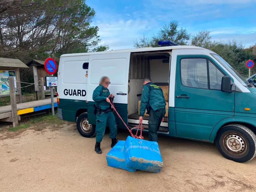 Llegan 50 fardos de hachís a la costa sur de Menorca 