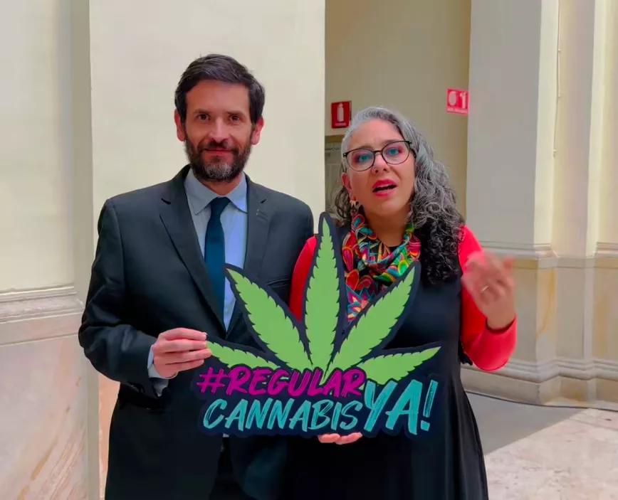 La legalización del cannabis en Colombia supera su tercera votación