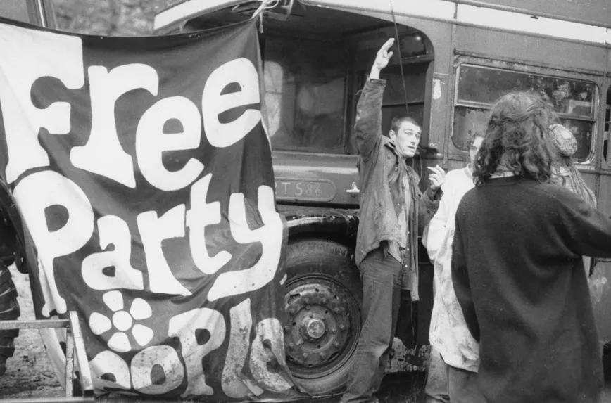 DiY y el movimiento Free Party: dejarse las neuronas en la lucha por el derecho a la fiesta