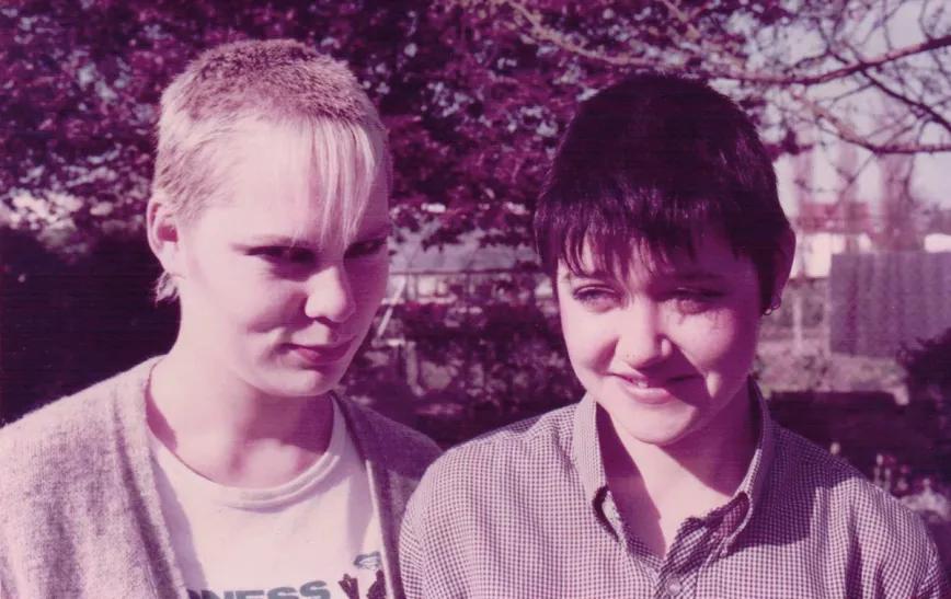 Skinhead girls.