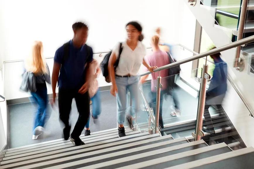 Adolescentes europeos: menos marihuana, más benzodiacepinas y más apuestas online