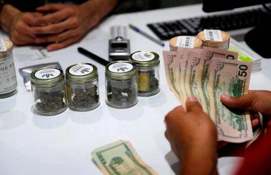 Delaware factura 7,3 millones de dólares en su primer mes de cannabis legal