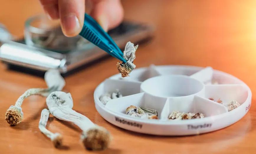La microdosificación de psilocibina se extiende en EE UU