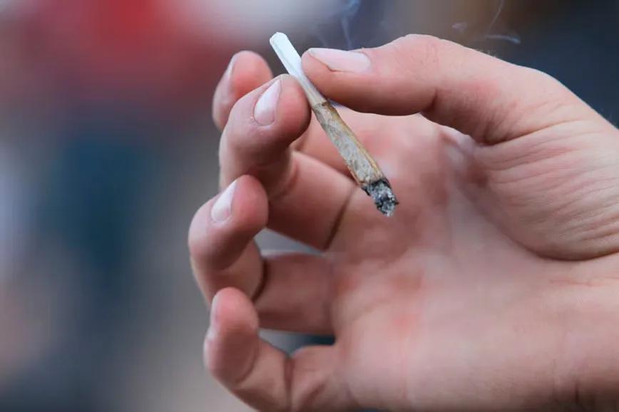 El consumo de cannabis en adolescentes cae a mínimos en España