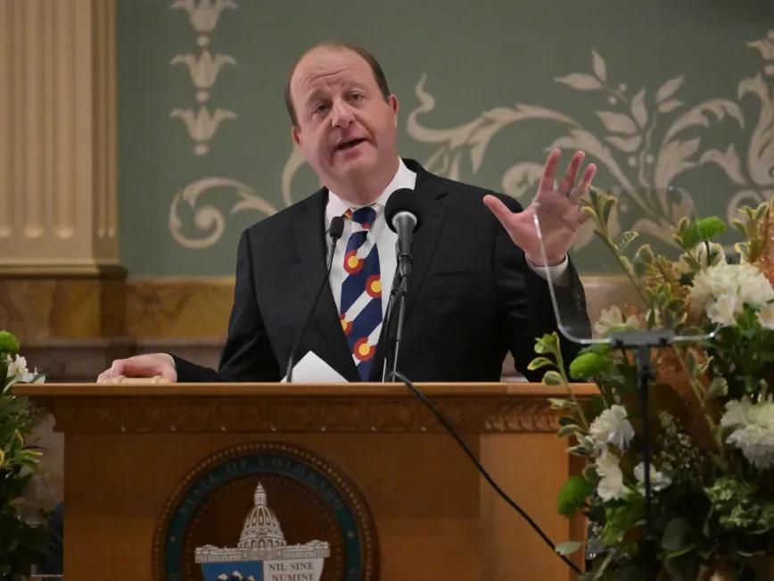 El gobernador de Colorado, Jared Polis, concedió 29 nuevos indultos