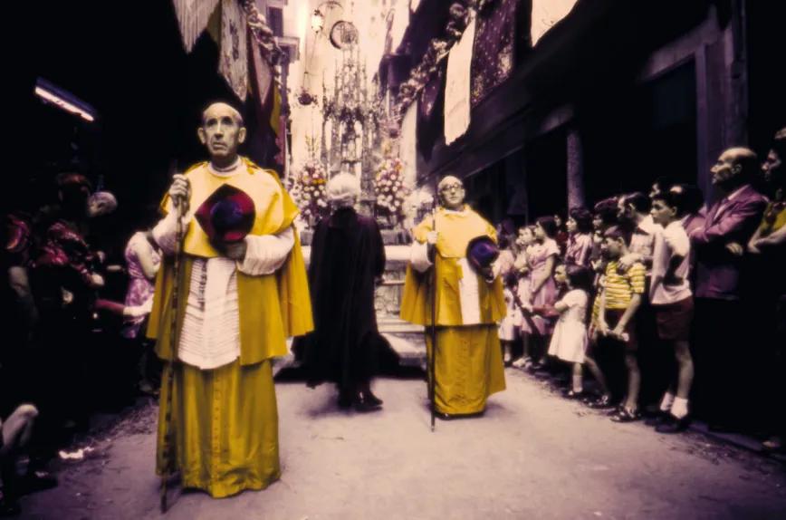 Espectral y solemne procesión del Corpus Cristi (Toledo, 1976).