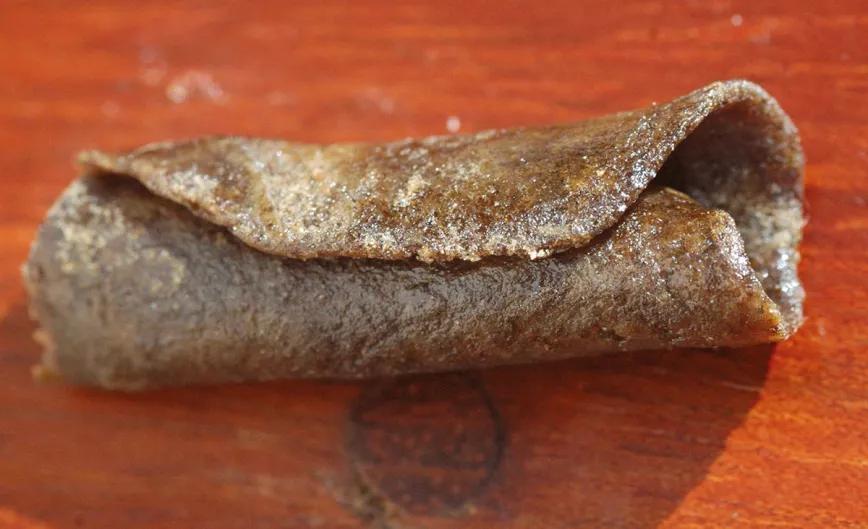 Hachís elaborado con las hojas manicuradas: un placer reservado al cultivador. 
