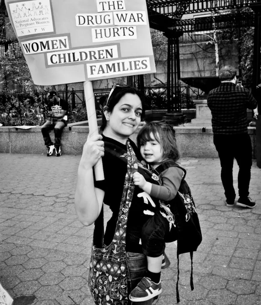 ONU documenta impactos de políticas punitivas sobre mujeres y niñas