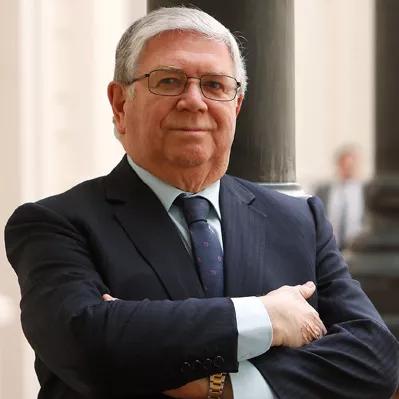 Lamberto Cisternas, ministro de la Corte Suprema.