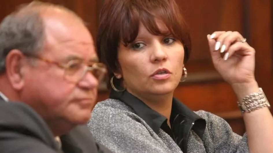 Raquel Elena Pérez ex senadora Argentina por el Partido Justicialista, fue detenida mientras transportaba un paquete con un kilo de marihuana.