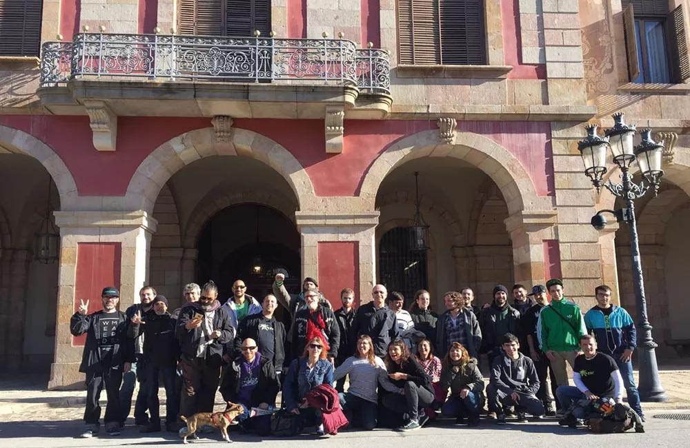 24 de noviembre de 2016, delante del Parlament. Bajo el lema “Som el que cultivem”, las dos federaciones cannábicas de Cataluña se unieron para que la ley que regulaba el acceso al cannabis llegara a buen puerto.