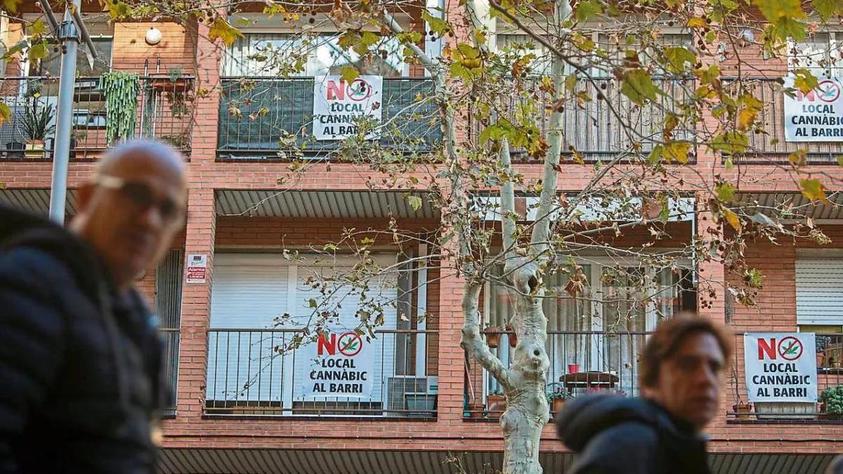 Vecinos contra la apertura de dos clubs de cannabis en Barcelona