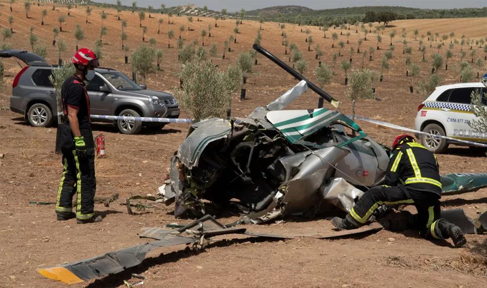 La Guardia Civil desarticula una banda que traficaba con lanchas y helicópteros en el Estrecho