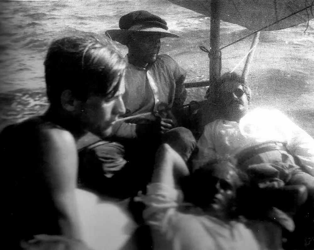 Benjamin con unos amigos en Ibiza en 1932